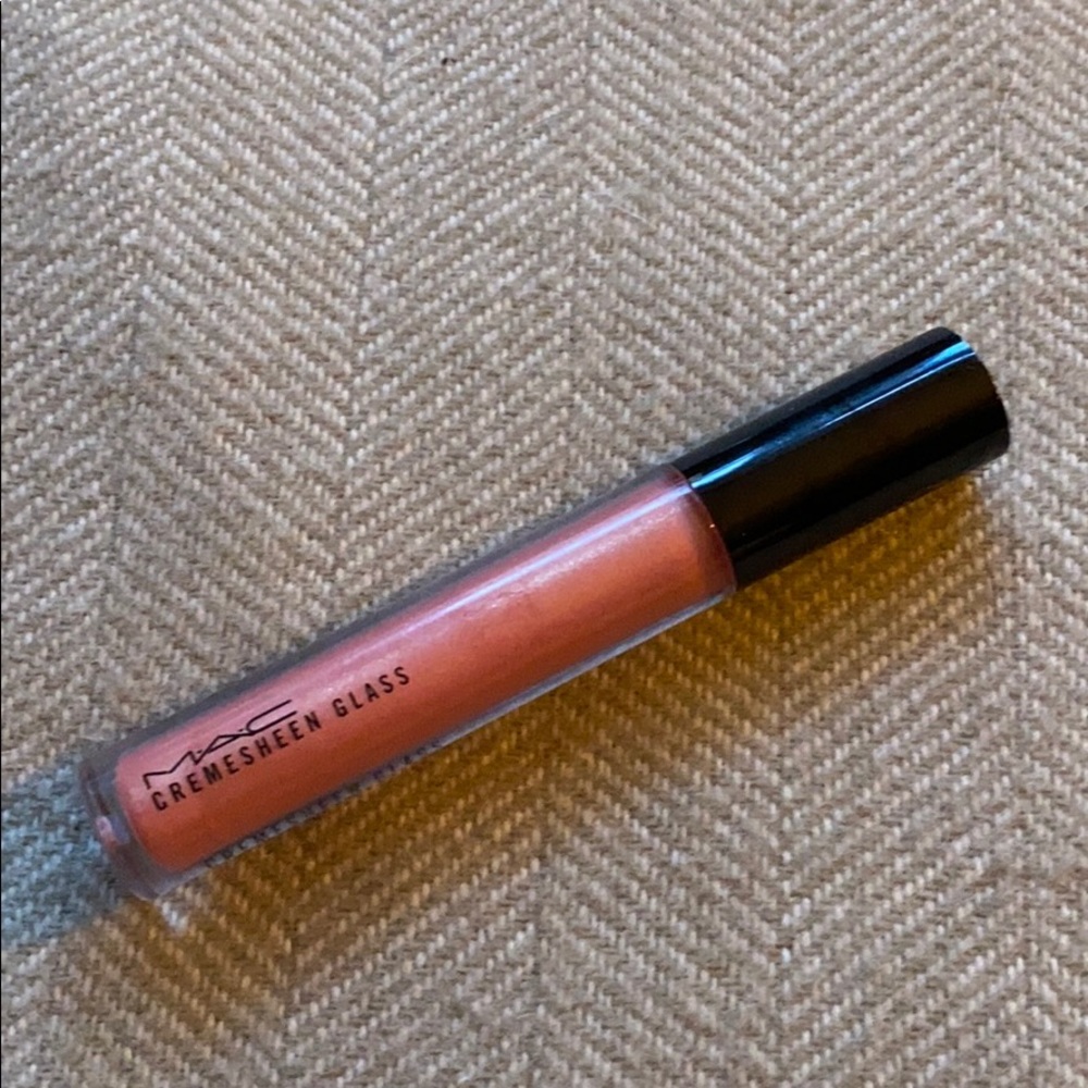 MAC Cremesheen Glass